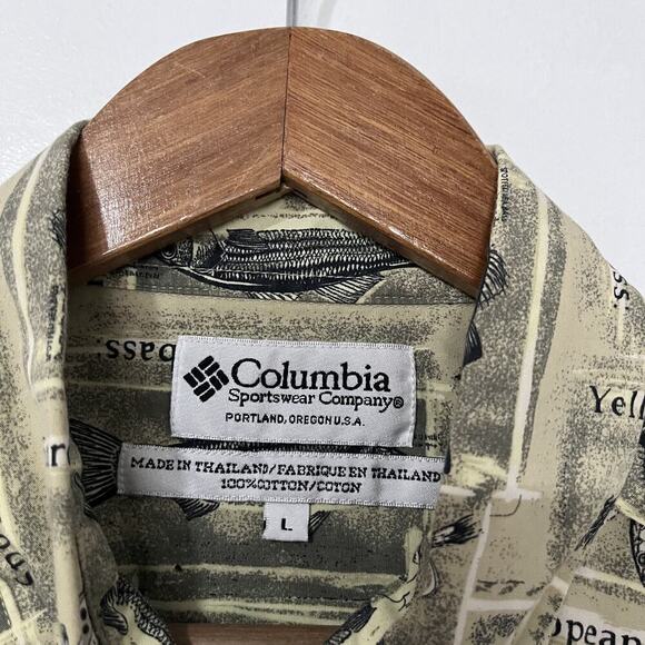 VTG Columbia Mens Sea Bass Print Button Up Shirt Size L Outdoor Fishing - Picture 5 of 7